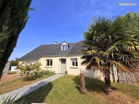 pavillon 10 pièces 160 m²