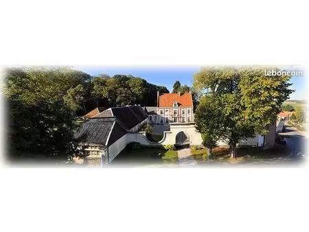 manoir historique 10 kms d'arras
