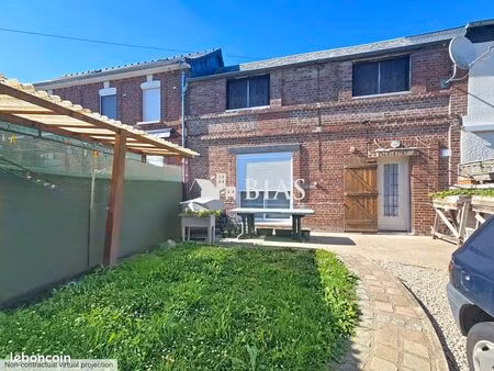 maison de ville 4 pièces 65 m²