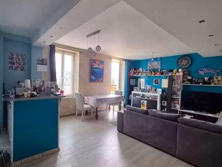 appartement 3 pièces 82m²