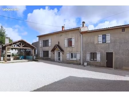 maison 7 pièces 148 m²