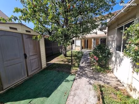 maison 3 pièces 90 m²