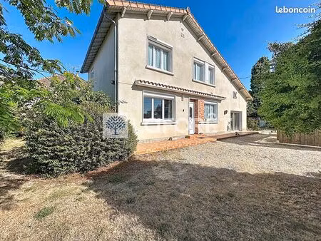 maison 6 pièces 121 m²
