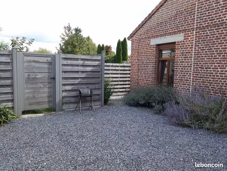 studio 30 m² avec ext. à louer à angres