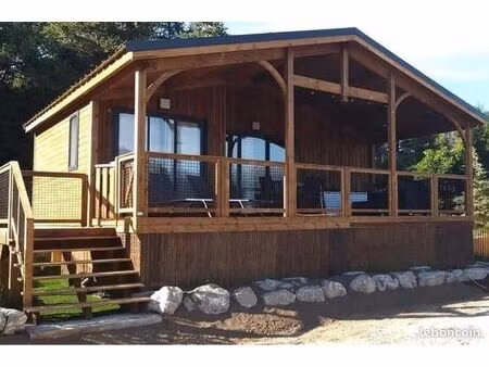 à vendre – magnifique chalet avec vue sur le lac de serre-ponçon et les montagnes