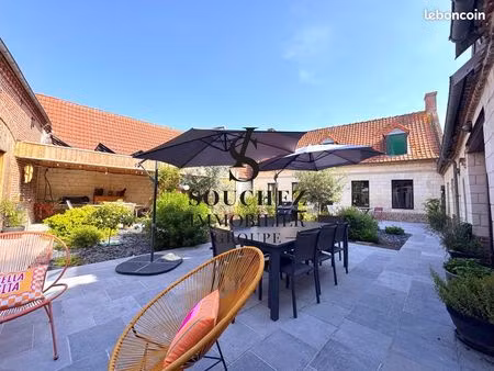 ferme 9 pièces 275 m²