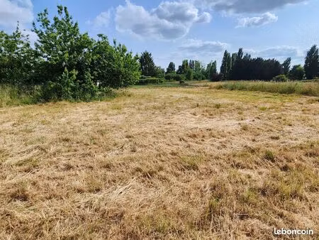terrain 1241 m² saint-julien-l'ars