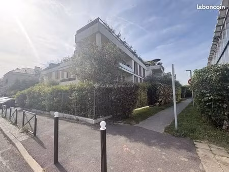 appartement 4 pièces 81 m²