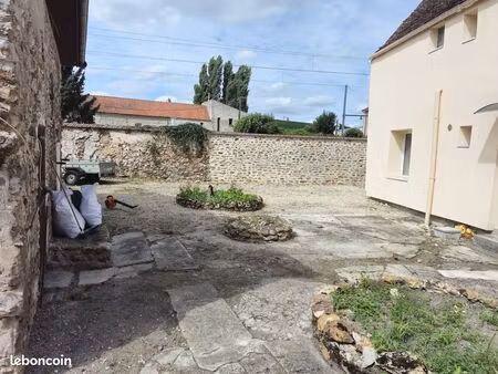 immeuble de rapport – 3appartements – proche gare direction paris