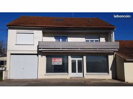 local commercial ou bureau