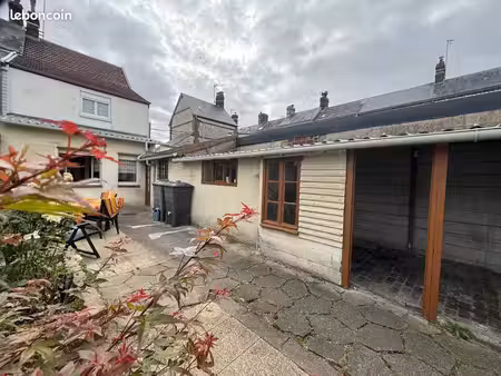 maison 5 pièces 85 m²