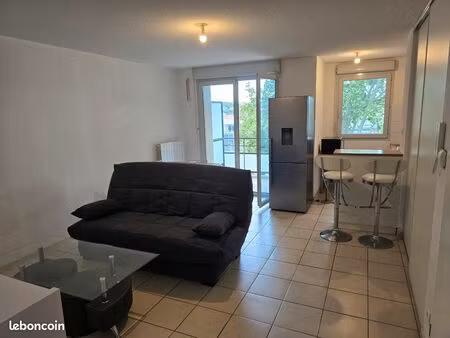 vends appartement t2