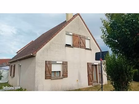 maison individuelle 6 pièces 97 m² avec grange et garage – évry-grégy-sur-yerre – idéale p