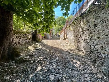 maison à vendre à fontrieu de 230m²