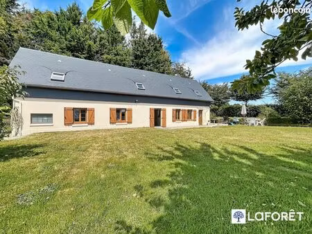 longère 6 pièces 157 m²