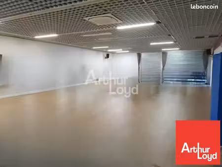 local commercial 199 m² chatellerault