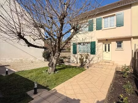maison 5 pièces 85 m²