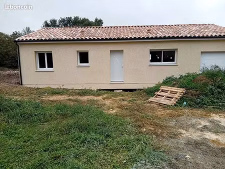 maison neuve de plain-pied - montfa