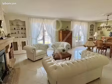 propriété en viager 6 pièces 157 m²