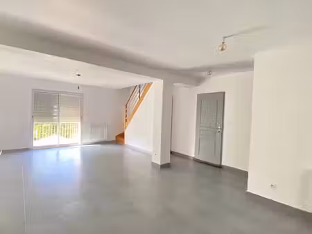 appartement 5 pièces 93 m²