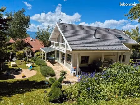 maison d'architecte d'exception-160m2-terrain de 1587 m2-beaumont (74160)