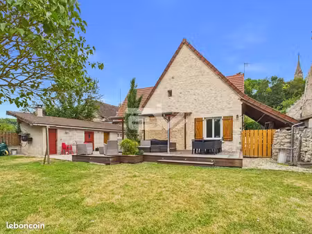maison 7 pièces 184 m²