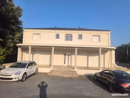 maisons de 280 m2