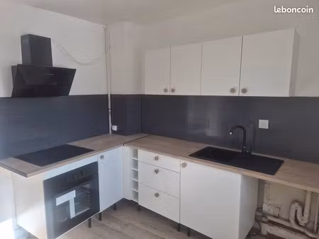 appartement t3 ett4 rénové disponible dans le meme immeuble - climatisation réversible - 3