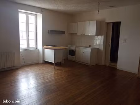 appartement t2 - 48 m2 centre bourg