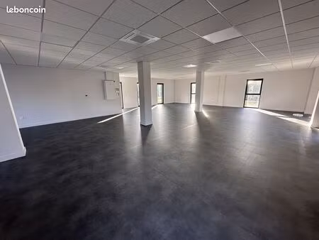 bureau individuels à louer - coworking