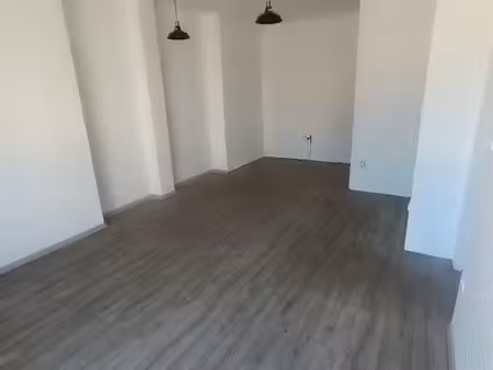 local commercial