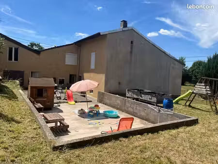 maison spacieuse de 183m2 avec jardin