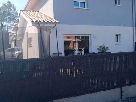 location à l'année maison meublée