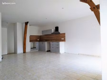 t3 90m² lumineux – durtal  calme  sans vis-à-vis – longue durée