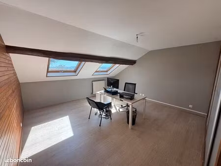 bureau cosy 20 m² lumineux + rangements - villers-semeuse (08)