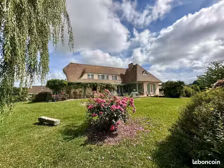 maison 7 pièces 219 m²