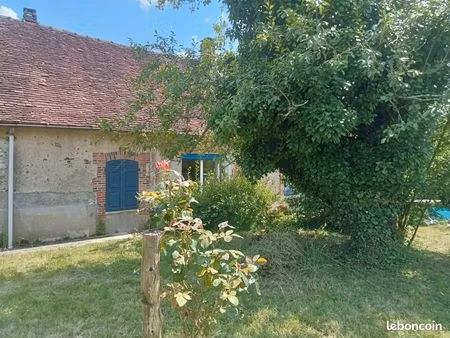 maison limousine avec grand jardin