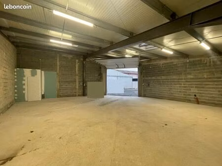 entrepot - logistique 120 m² saint-juéry