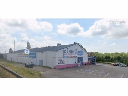 local commercial attin 420m²