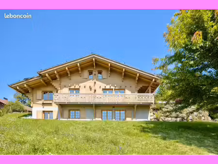 chalet 8 pièces 225 m²