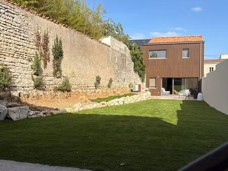 maison entièrement rénovée