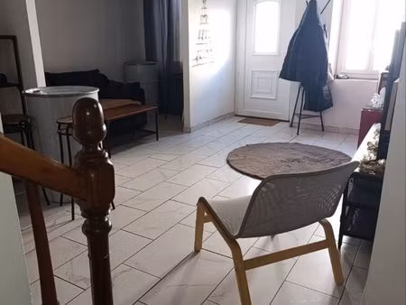 loue maison de village avec jardin