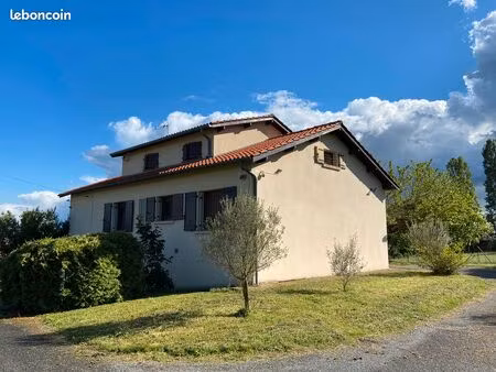 viviers les lavaur - belle maison avec dépendances