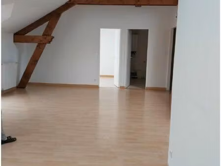 appartement 105m² - poutres en bois – 3 chambres 1 bureau