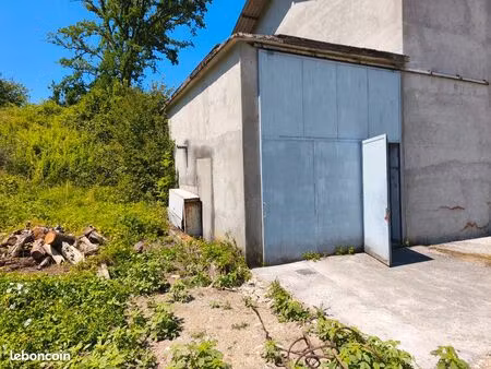 artisanal à louer 40m2