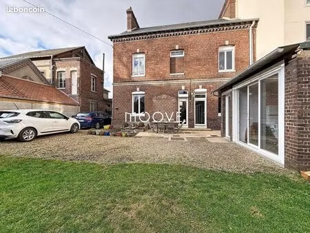 maison 7 pièces 224 m²
