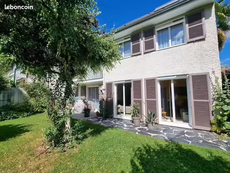 maison 6 pièces 142 m²