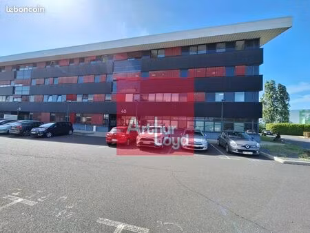 bureaux 52 m²
