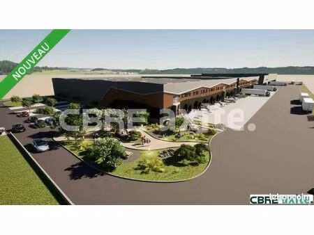 entrepot - logistique 14967 m² saint-quentin-fallavier