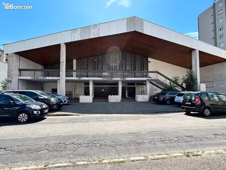 local divers 1335 m² grenoble